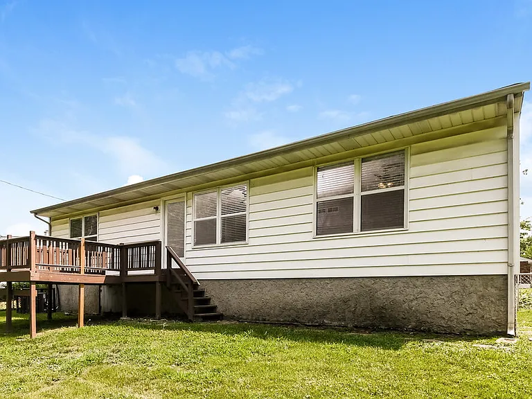 1249 Waldorf Dr — Photo 16