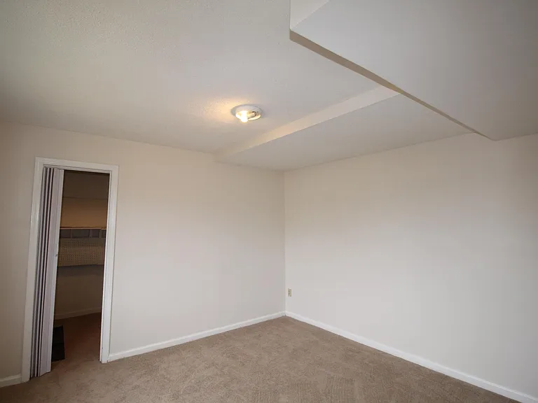 4225 Lakes End Dr NW — Photo 16