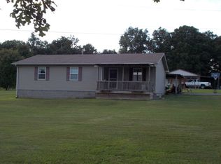 1550 Tom White Rd, Big Sandy, TN 38221