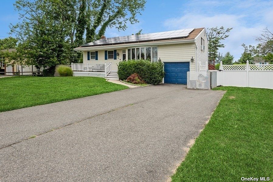 15 Brian Drive, East Islip, NY 11730 Zillow