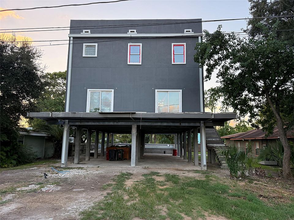 1st image of 127 5th St