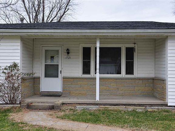 2nd image of 1721 Oak St