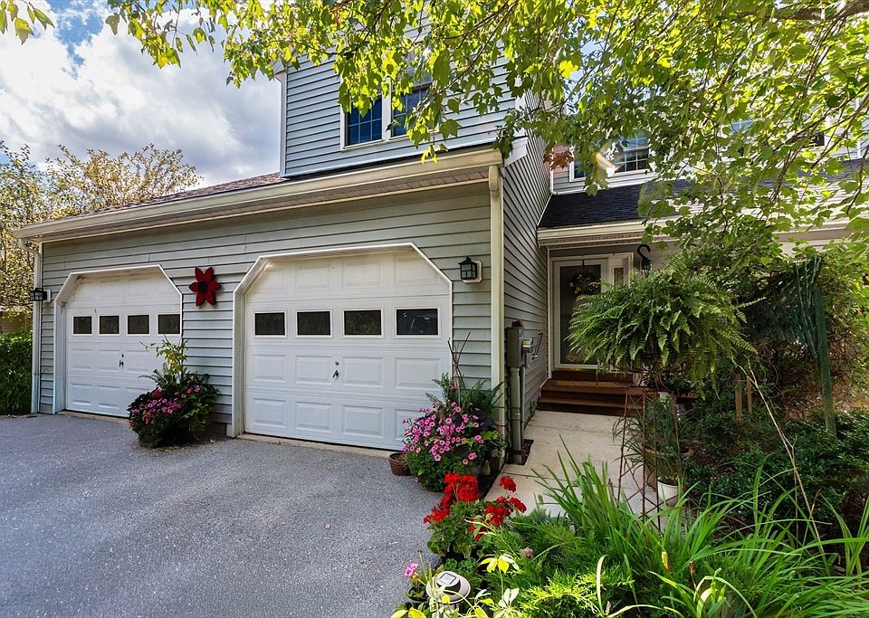 1st image of 28 Mountain Laurel Ln #28