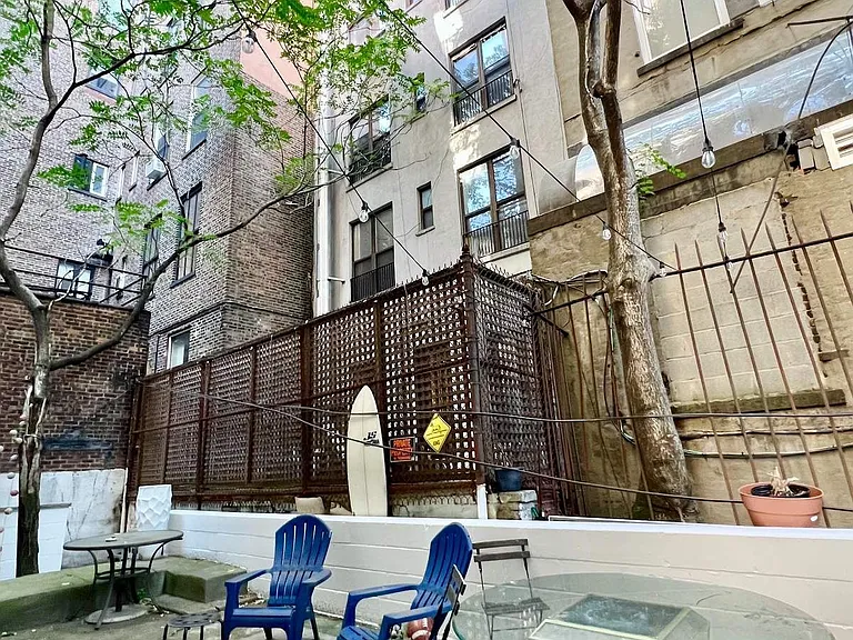 210 Thompson St #4EN — Photo 8