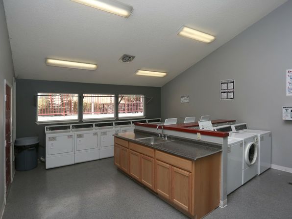 126 W Berryhill Dr APT 224