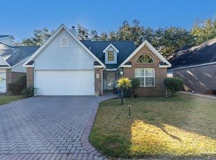 840 Fairway Lakes Dr, Niceville, FL 32578