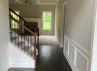 1068 W Union Grove Cir, Auburn, GA 30011