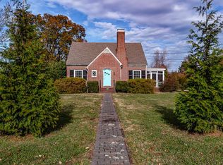 361 The Ln, Irvington, VA 22480