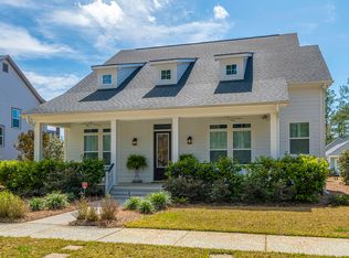3958 Berberis Ln, Ravenel, SC 29470
