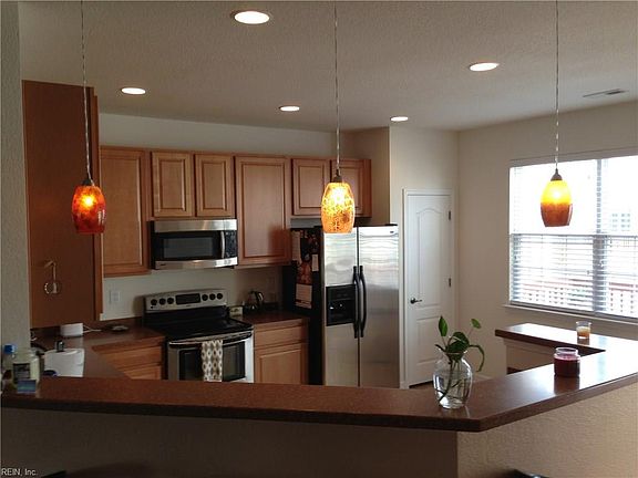 3rd image of 4836 Almandine Ave