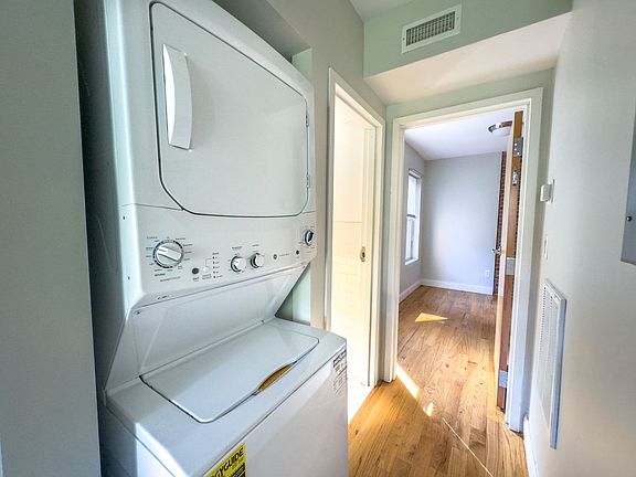 3rd image of 555 Winchester Ave APT 5