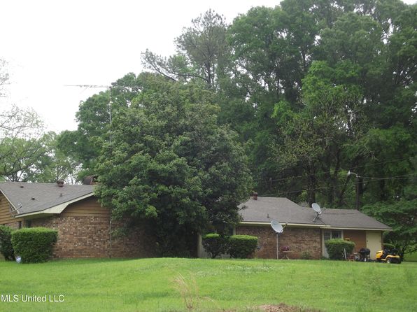 3 Jasper Dr, Natchez, MS 39120