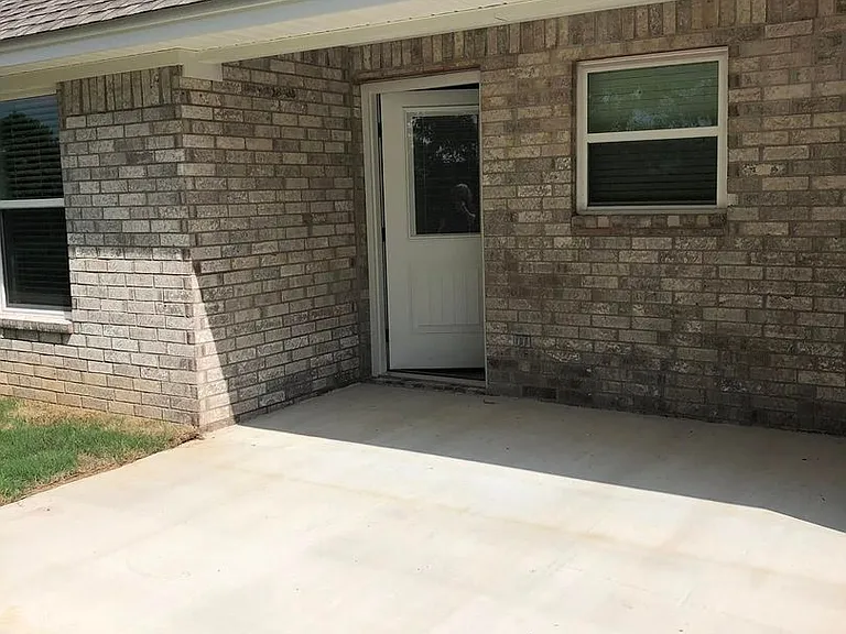 1408 Rehoboth Dr — Photo 12