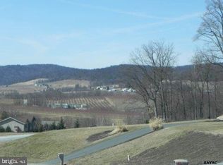 50 Orchard Ct, Biglerville, PA 17307