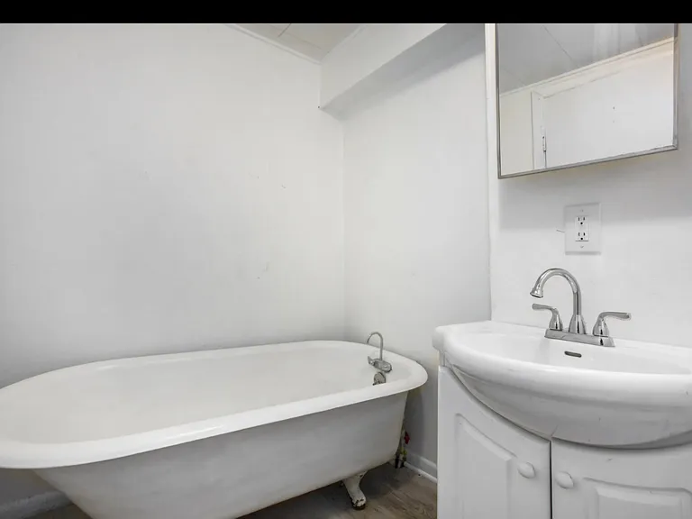 2239 Jarman St #A — Photo 6