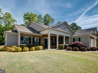 235 Renwick Dr, Senoia, GA 30276