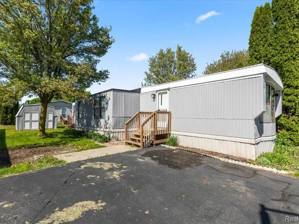 351 N Squirrel Rd Lot 147, Auburn Hills, MI 48326