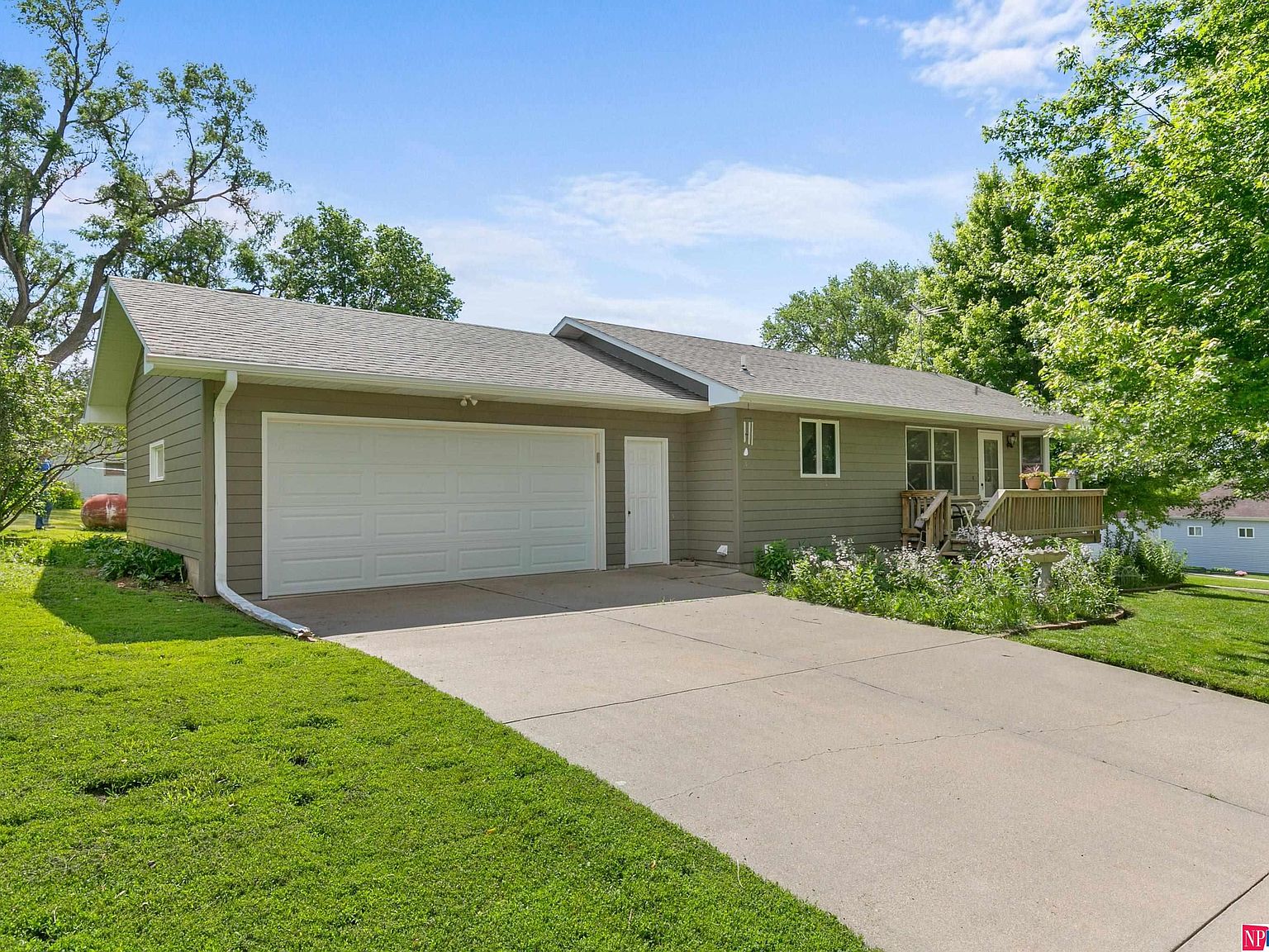 301 Maple St, Kennard, NE 68034 Zillow