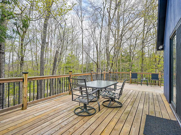 21 Littlefield Rd — Photo 41