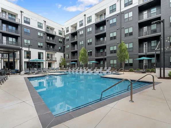 Auden Atlanta Apartments & Townhomes