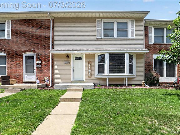 2nd image of 13274 Lake Point Blvd