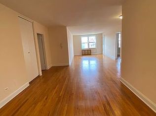 142-10 Roosevelt Ave #309, Flushing, NY 11354