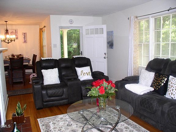 2nd image of 229 Perry St