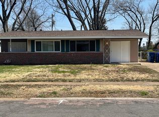 854 Loyola Dr, Florissant, MO 63031