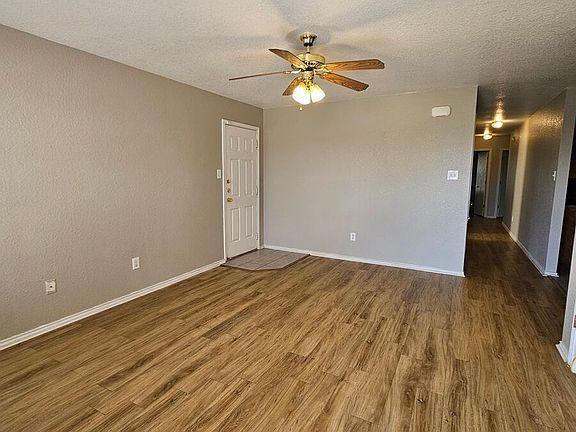 2nd image of 2603 Alma Dr #A