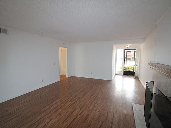 2nd image of 2550 Ukiah St