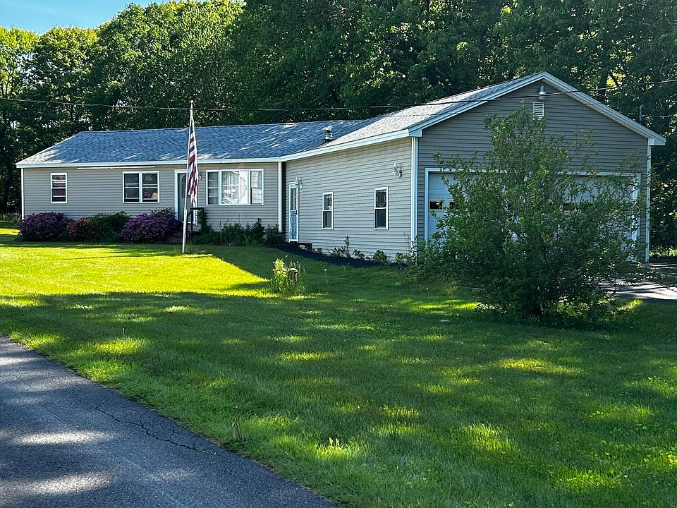 1st image of 28 Denise Avenue