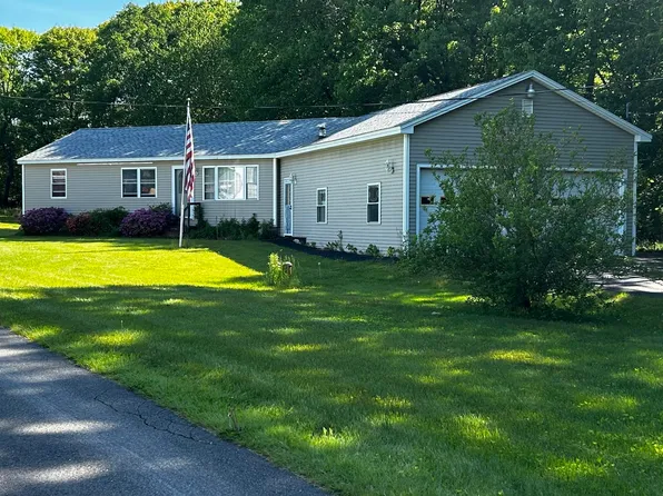 28 Denise Avenue, Oakland, ME 04963