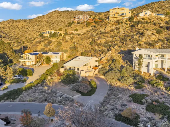 13451 Desert Hills Pl NE, Albuquerque, NM 87111