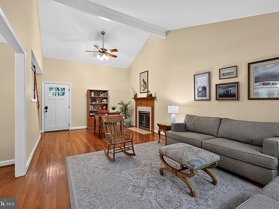 2nd image of 16821 Malabar St