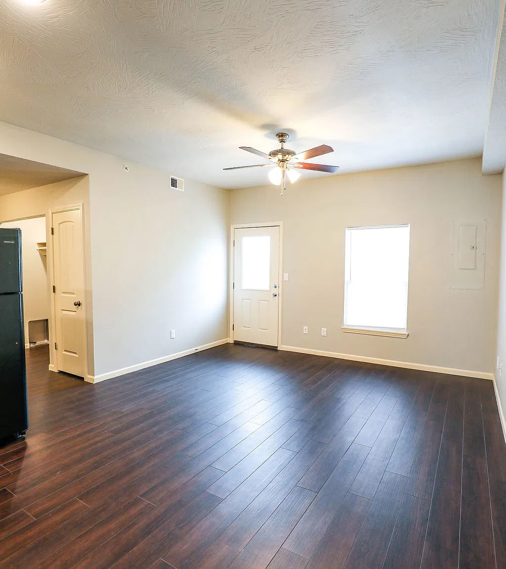 2 bed, 1200 sqft, $1,340 — Photo 4