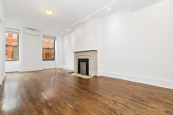 Rented by Compass | media 7