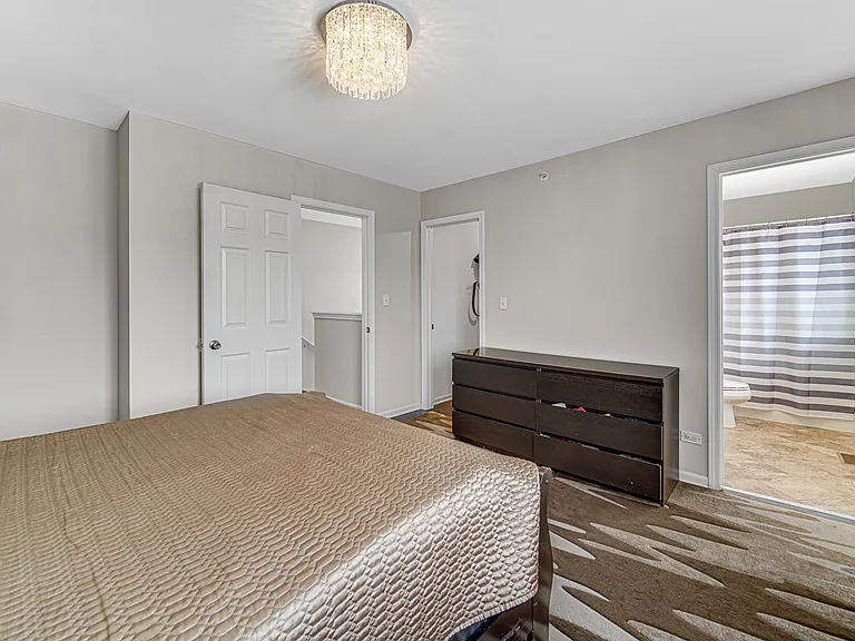673 E Fountainview Dr #673 — Photo 8