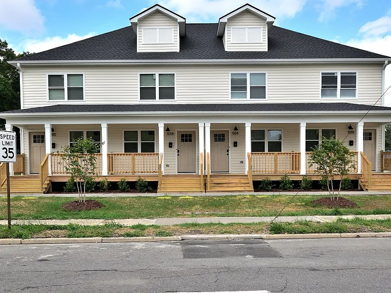 500 Western Ave — Photo 1