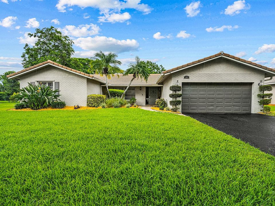 1st image of 699 NW 100th Way