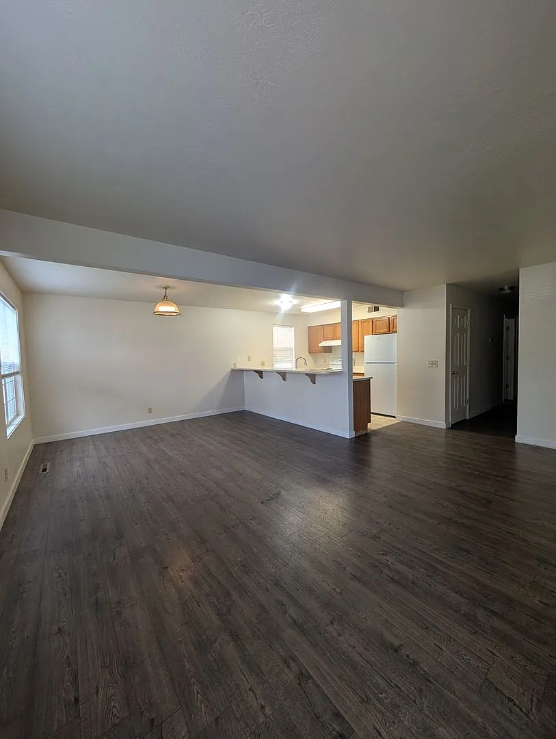 682 Quincy — Photo 1