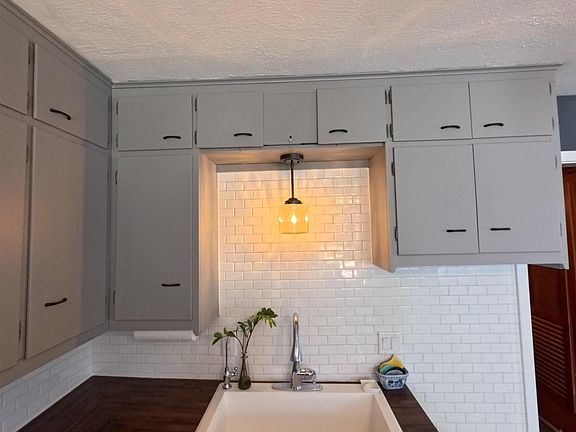 5th image of 816 Wall St
