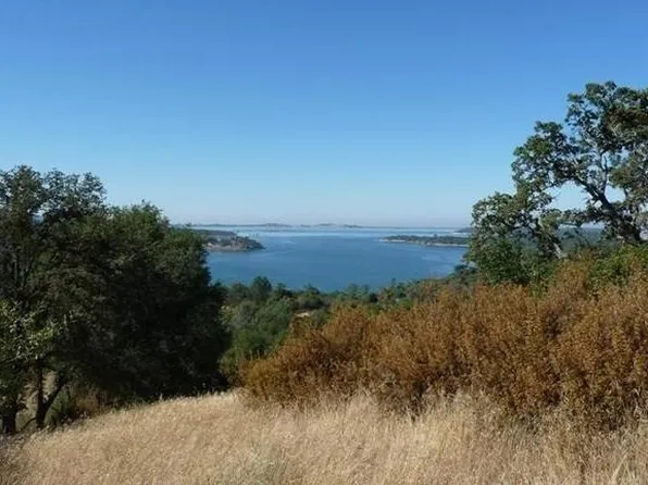 5500 Lake Forest Dr, Loomis, CA 95650