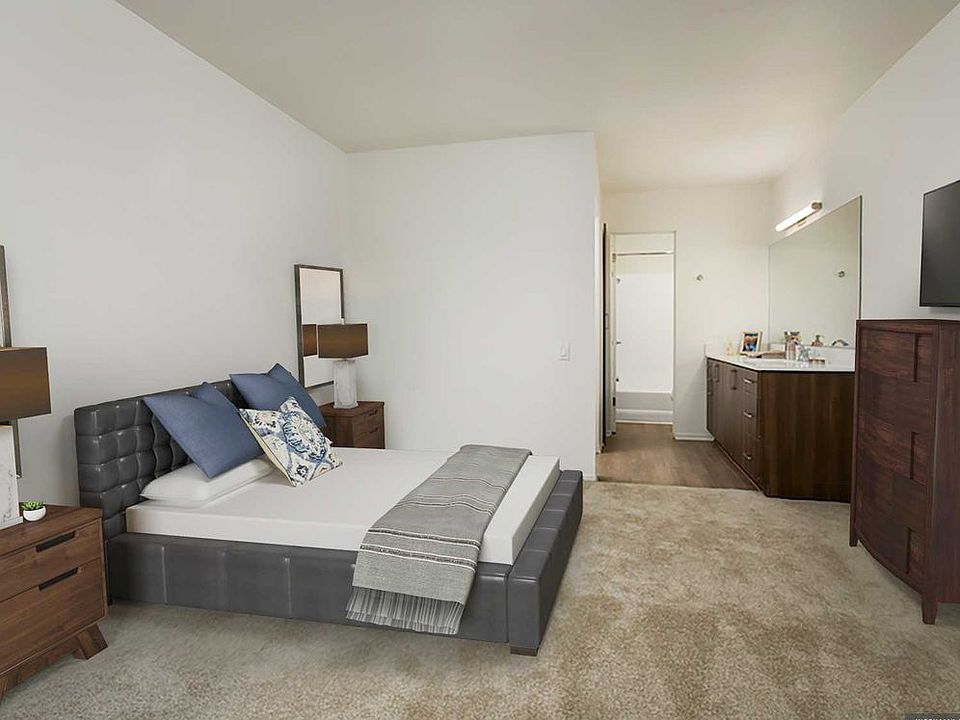 eaves Seal Beach 333 1st St Seal Beach, CA Zillow Apartments for