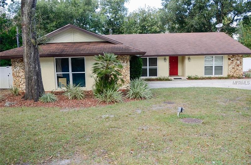 1st image of 135 Nova Dr