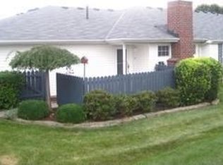 8374 Greyhawk Cir, Columbus, OH 43240