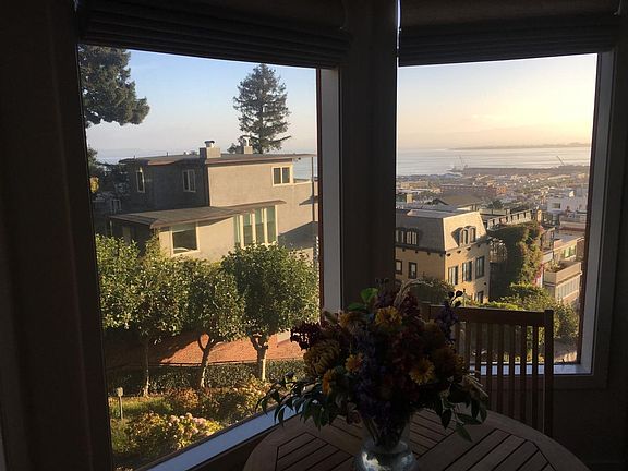 4th image of 1083 Lombard St APT 4