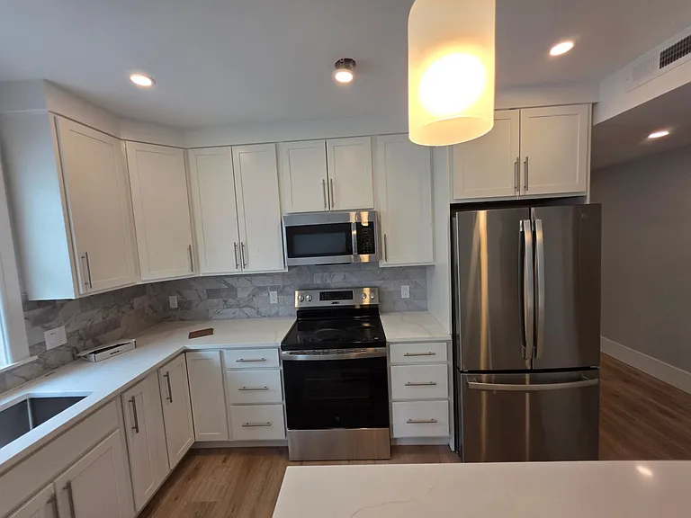 12 Holton St #1 — Photo 6
