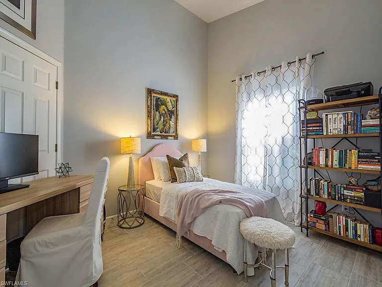 7709 Citrus Hill Ln — Photo 13
