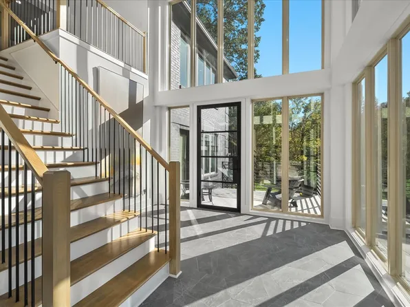 7407 Indian Creek Rd, Nashville, TN 37209