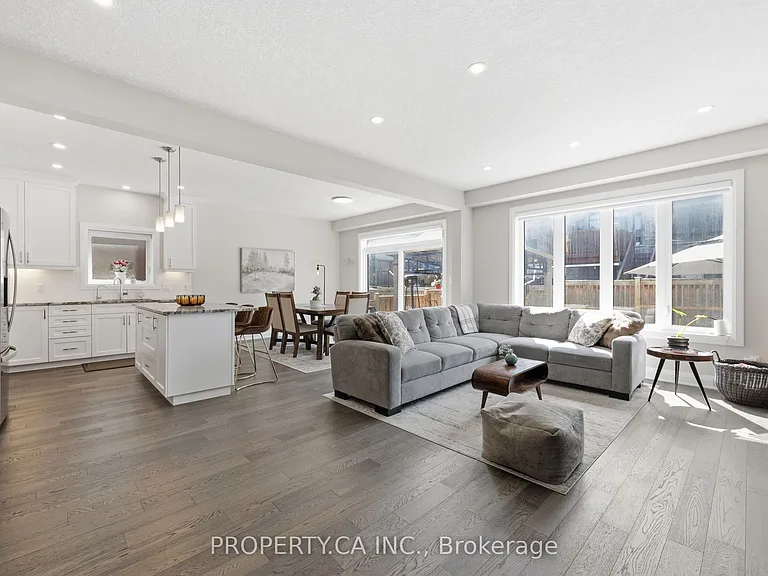 629 Wild Rye St W — Photo 8